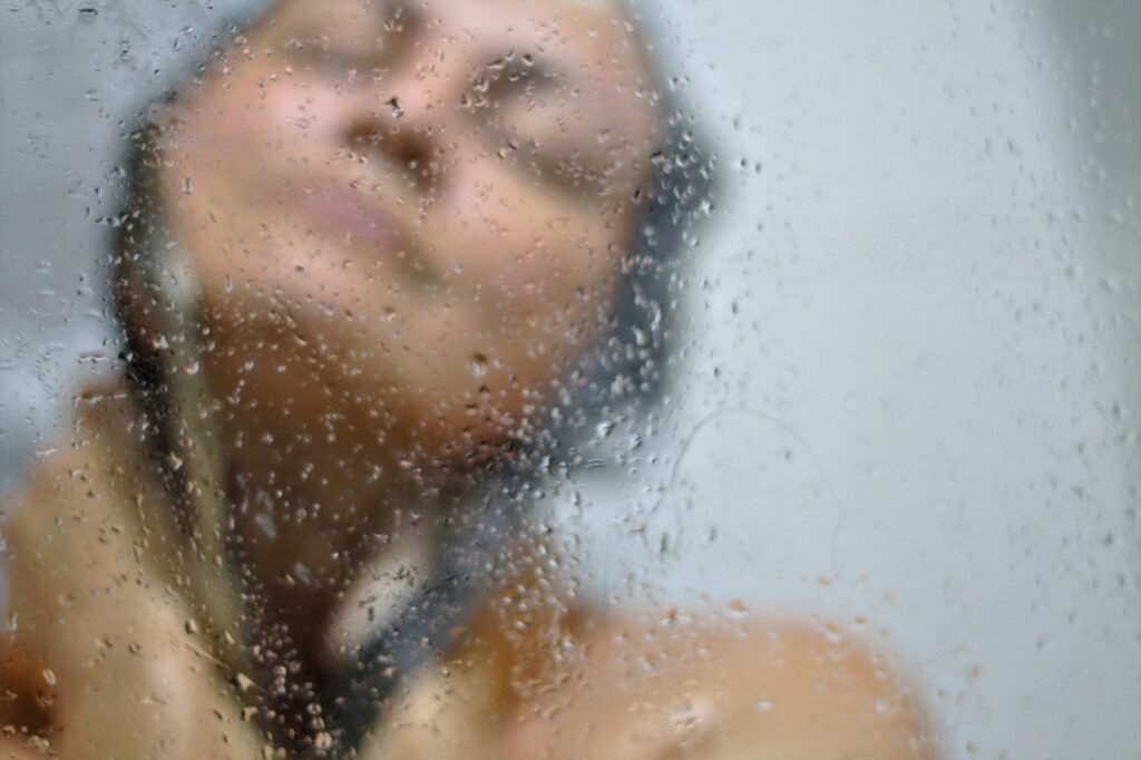 How to Build the Perfect Self-Care Bath Routine