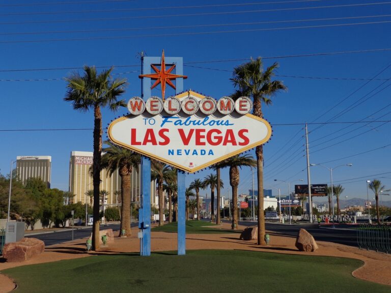 structure-road-vacation-sign-amusement-park-park-1045258-pxhere-com-1